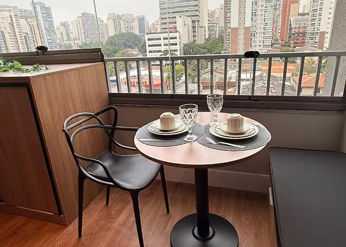 Novo e Confortável Flat Vila Olímpia