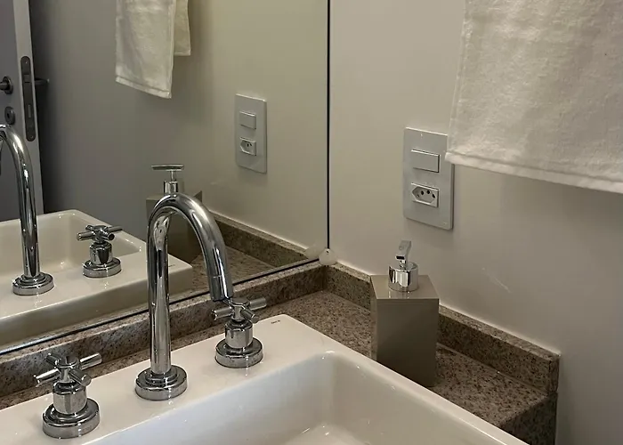 Ap novo em Pinheiros a 8 min metrô Oscar Freire Apartamento São Paulo