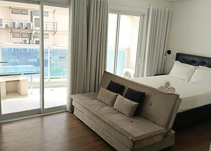 Summit Pinheiros Living Bstay