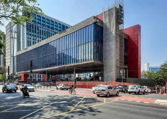 Pivô Alameda Franca by Viva - Conforto e Estilo nos Jardins