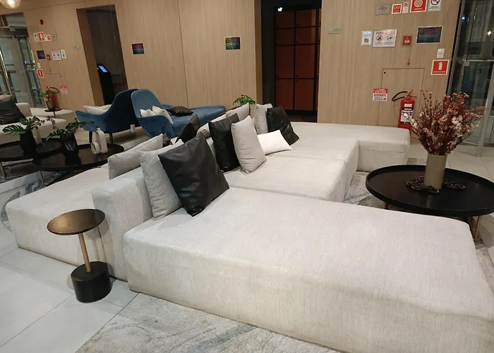 Top República, para compras, turismo e conforto, com rooftop, piscina e saúna!