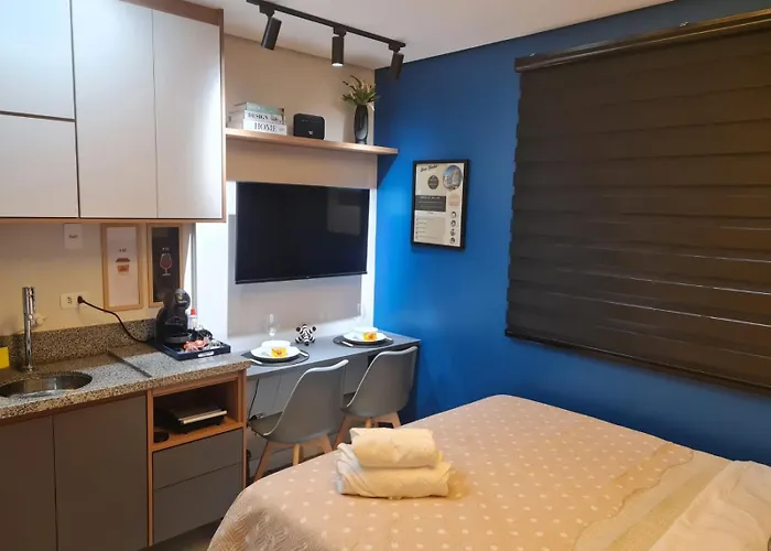 Studio moderno Wi-Fi rápido Próximo ao Metrô Check-in 24hs