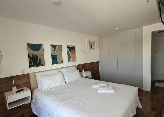 Flat Completo Suíte com Terraço, Cozinha, Garagem Manobrista Liberdade, Paraíso 24h