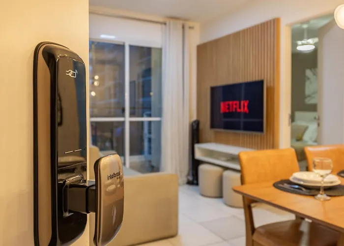102B AP Luxuoso em SP, central, c/ garagem, Wi-Fi 600m