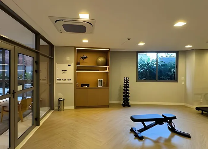 Sᴛᴜᴅɪᴏ Pʀᴇᴍɪᴜᴍ Aɴᴀ Rᴏsᴀ 205 - Wi-Fi - TV Smart - Academia - Coworking - ao lado do metrô!