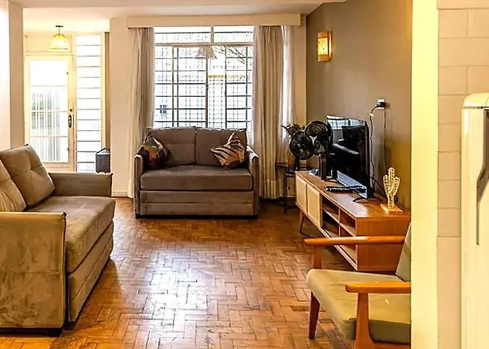 Lindo Sobrado ( 3 min Consulado EUA)
