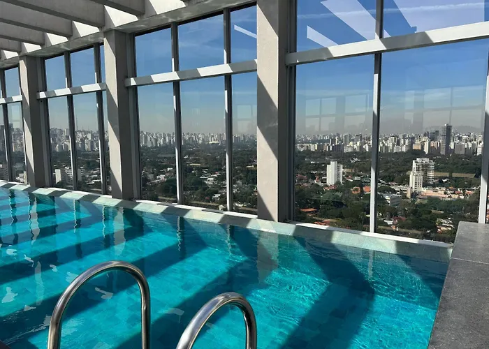 de 1 dormitório, 14o andar, localização fantástica, piscina panorâmica e vaga