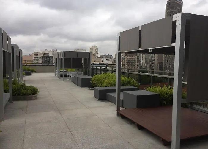 Plaza De La Republica Con Garage