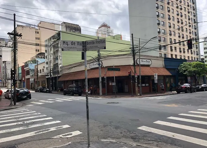 Apto Novo - Um Bloco Do Metro Republica